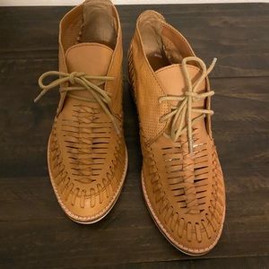 Dolce Vita Tan Leather Loafers Women’s 7.5